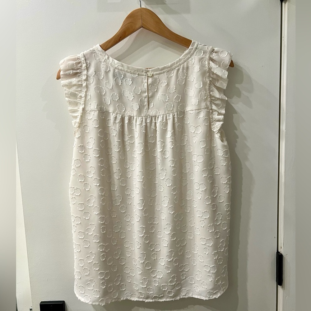 Final Price - LOFT - Ivory Textured Sleeveless Top with Flutter Sleeve - Picture 2 of 4